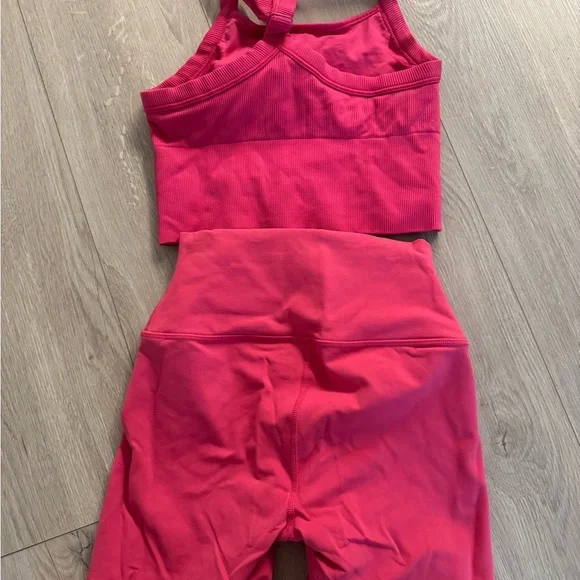 Alo airbrush pink shorts bra set - Picture 3 of 5